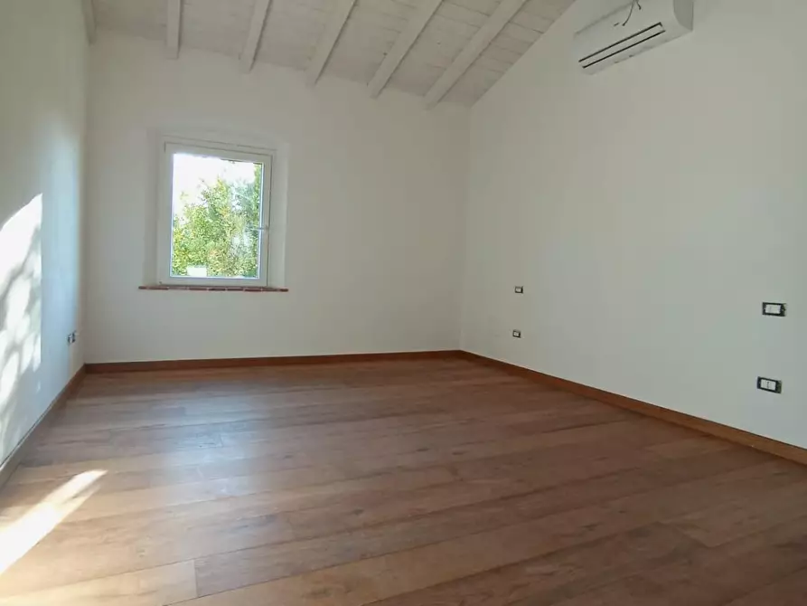 Immagine 17 di Terratetto in vendita  a San Giuliano Terme