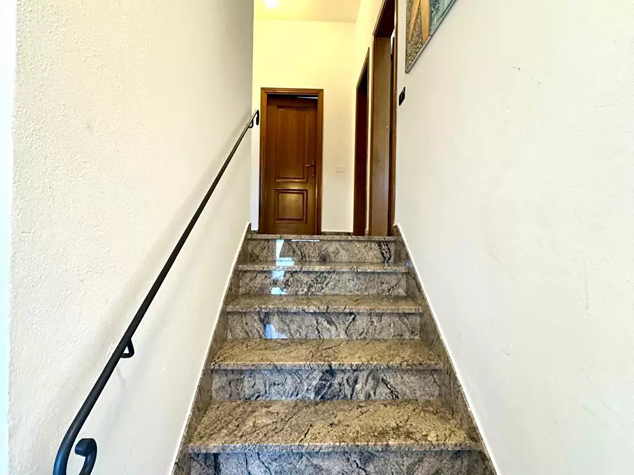 Immagine 19 di Appartamento in vendita  a Empoli