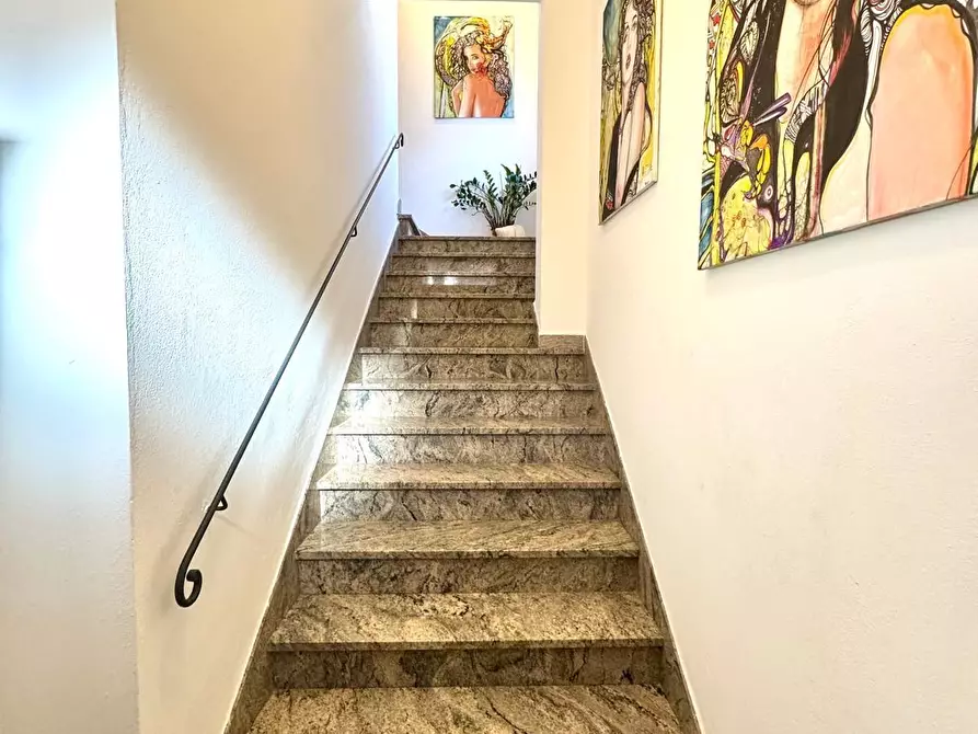 Immagine 18 di Appartamento in vendita  a Empoli