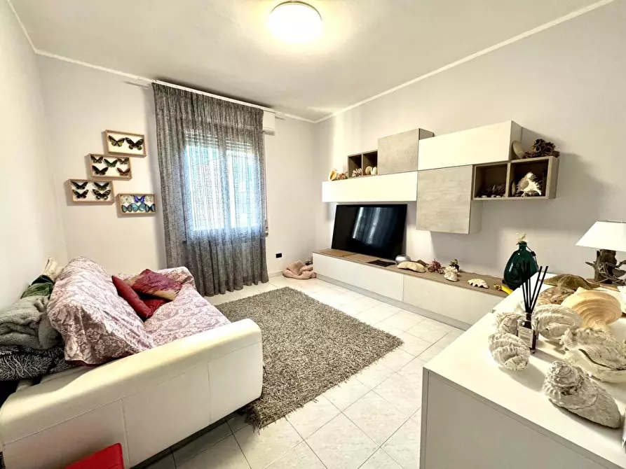 Immagine 7 di Appartamento in vendita  a Empoli