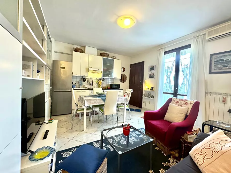 Immagine 5 di Appartamento in vendita  a Vinci