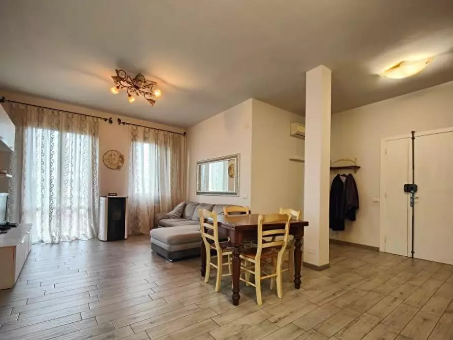 Immagine 11 di Appartamento in vendita  a Empoli