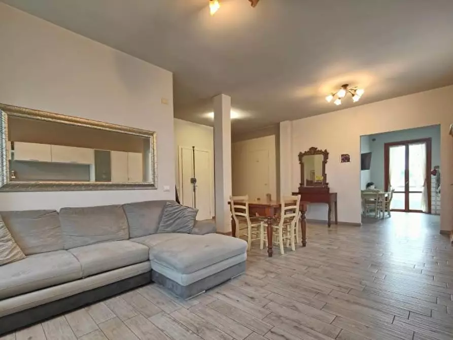 Immagine 13 di Appartamento in vendita  a Empoli