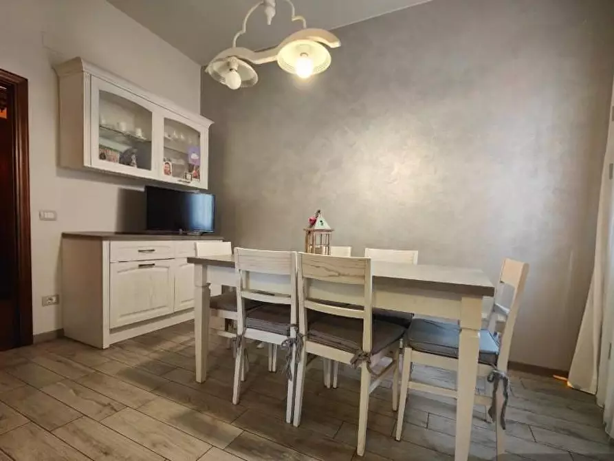 Immagine 11 di Appartamento in vendita  a Empoli