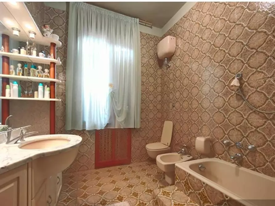 Immagine 10 di Appartamento in vendita  a Empoli