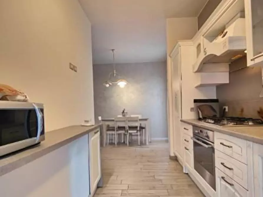 Immagine 13 di Appartamento in vendita  a Empoli