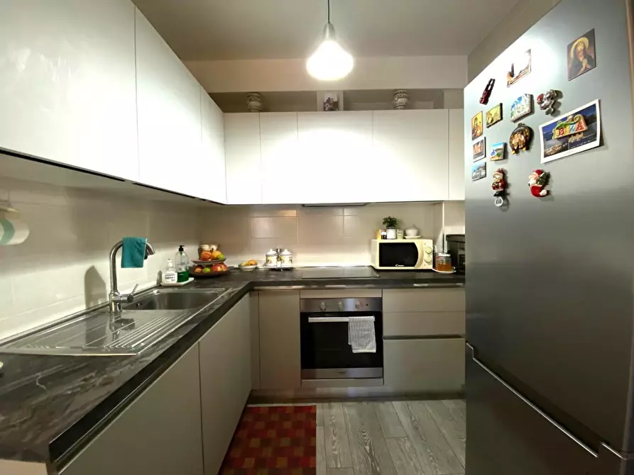 Immagine 4 di Appartamento in vendita  a Massa