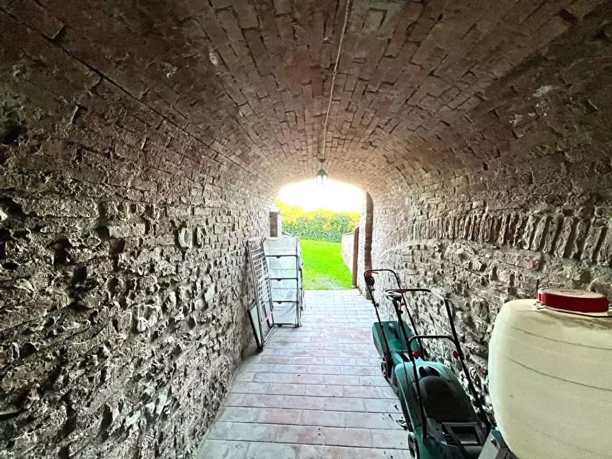 Immagine 18 di Appartamento in vendita  a Certaldo