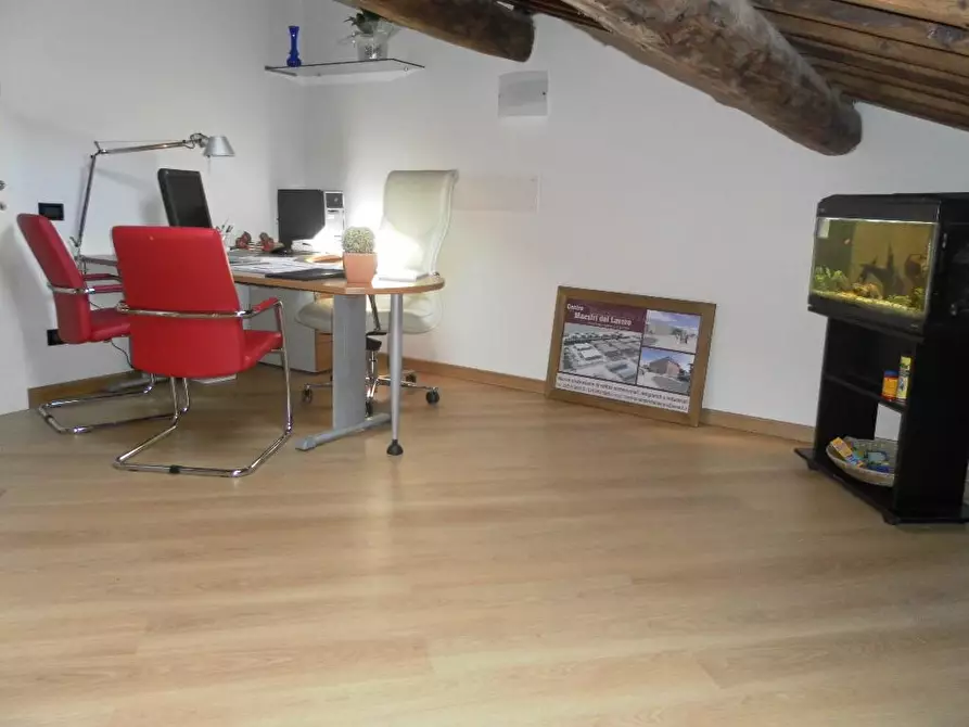 Immagine 7 di Laboratorio in vendita  a Cascina