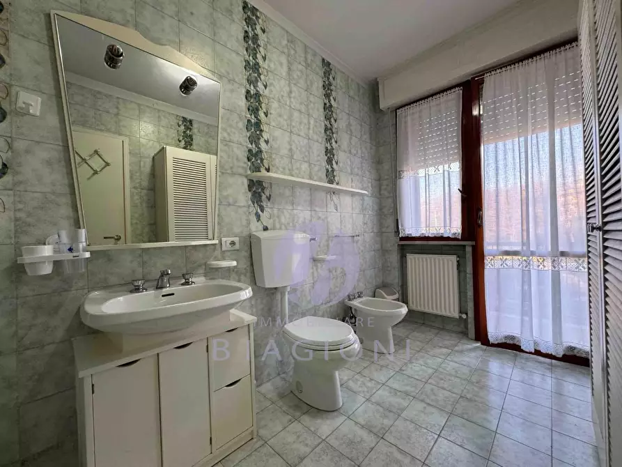 Immagine 17 di Casa trifamiliare in vendita  a Pietrasanta