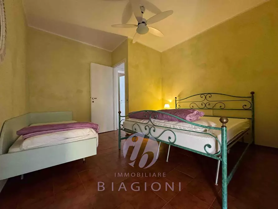 Immagine 22 di Casa trifamiliare in vendita  a Pietrasanta