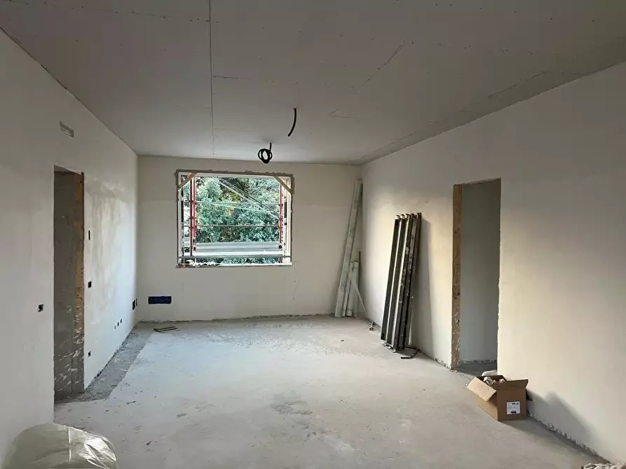 Immagine 2 di Appartamento in vendita  a Cascina