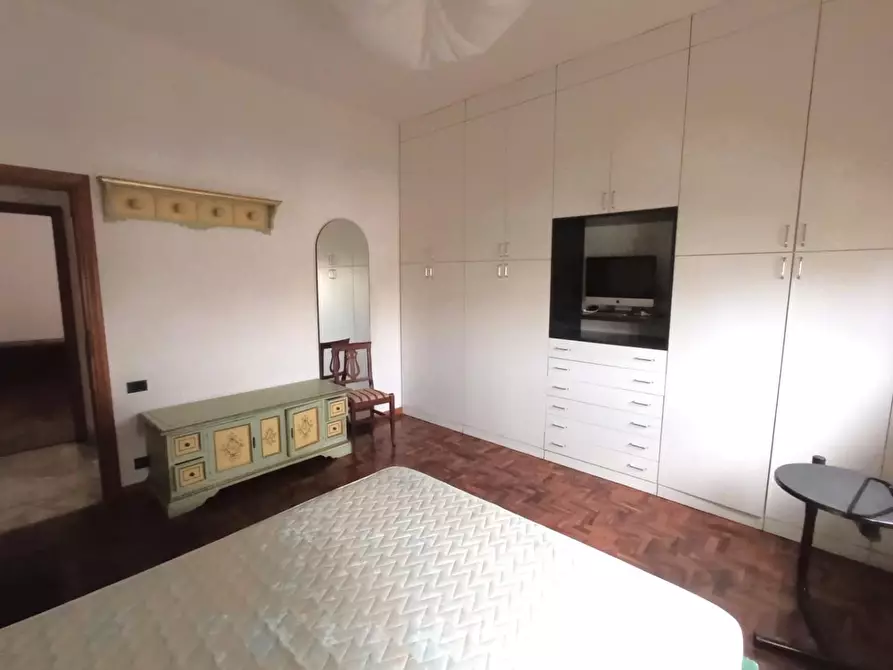 Immagine 22 di Appartamento in vendita  a Viareggio