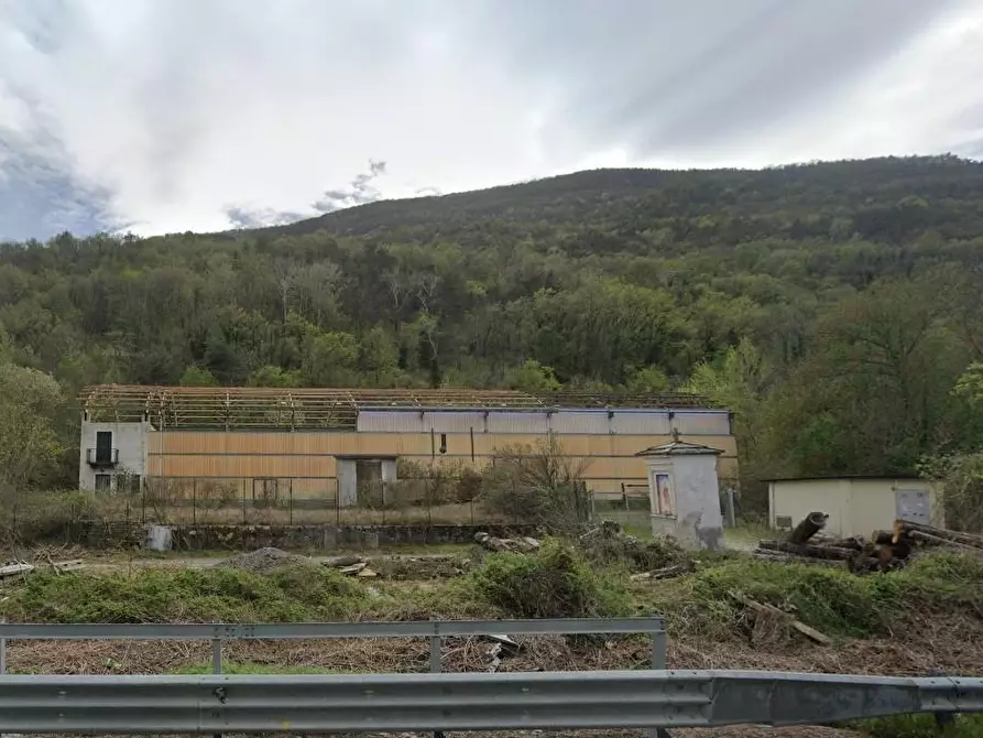 Immagine 1 di Capannone industriale in vendita  a San Giorio Di Susa