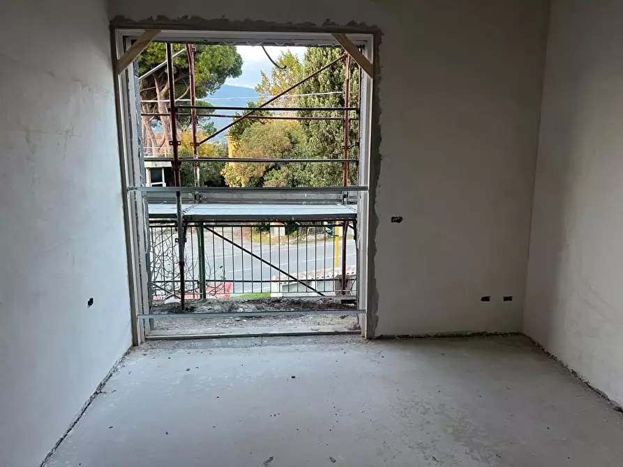 Immagine 8 di Villa in vendita  a Cascina