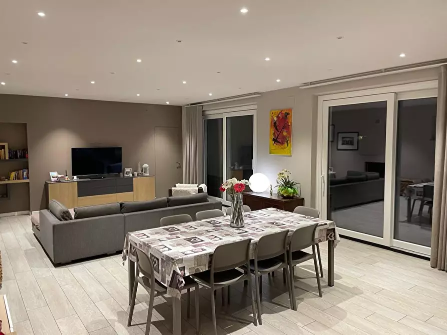 Immagine 13 di Villa in vendita  a Capannori