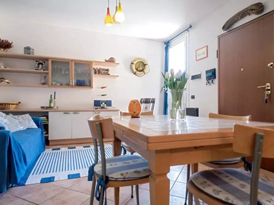 Immagine 16 di Appartamento in vendita  a Ameglia
