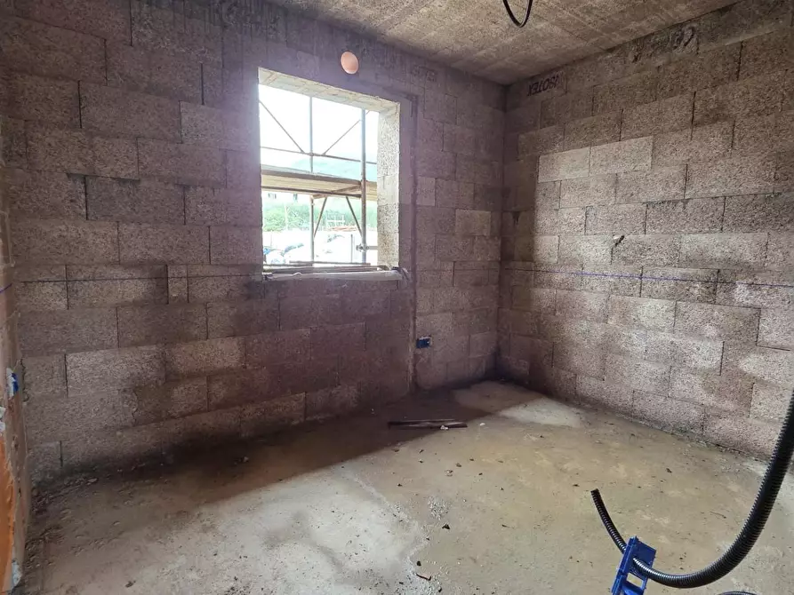 Immagine 8 di Mansarda in vendita  a Pescia