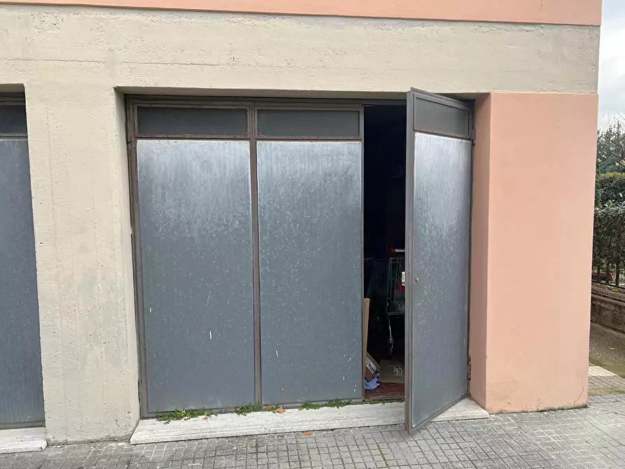 Immagine 22 di Appartamento in vendita  a Cascina