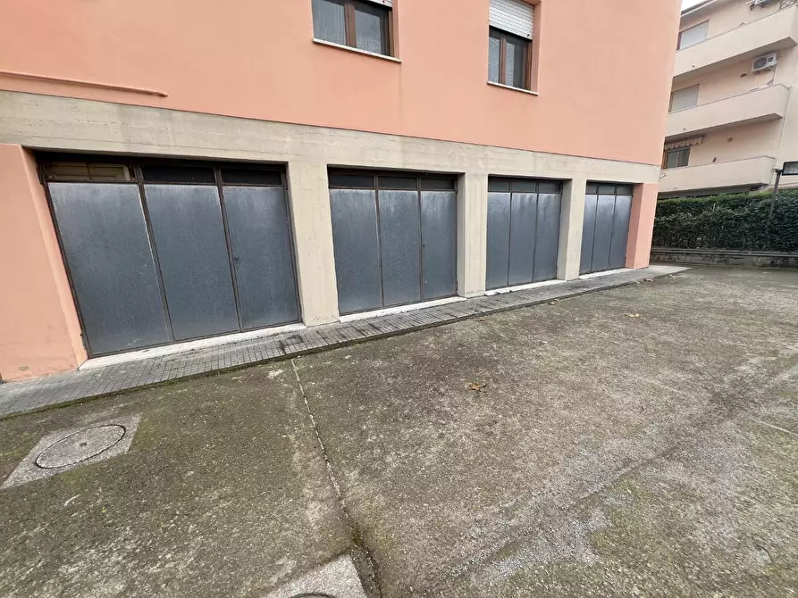 Immagine 20 di Appartamento in vendita  a Cascina