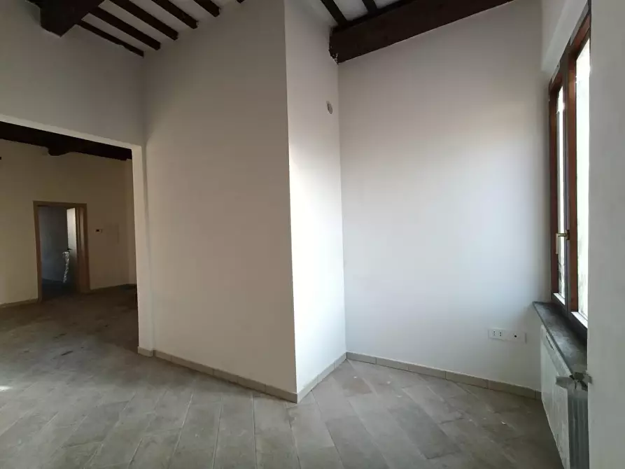 Immagine 2 di Appartamento in vendita  a Rosignano Marittimo