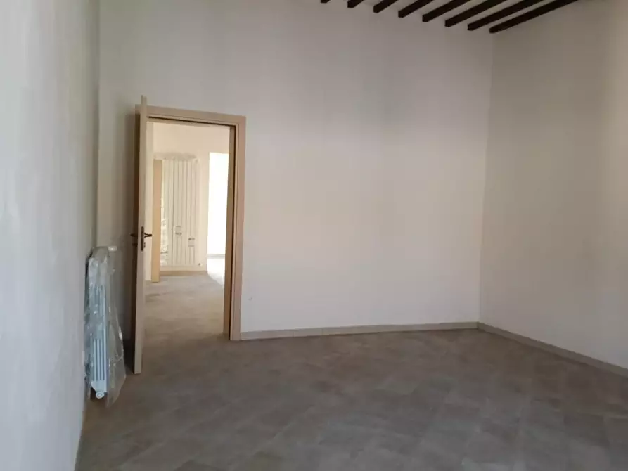 Immagine 15 di Appartamento in vendita  a Rosignano Marittimo