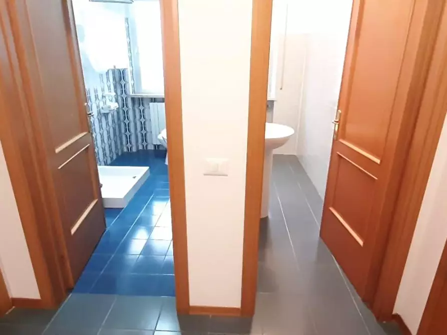 Immagine 7 di Appartamento in vendita  a Cecina