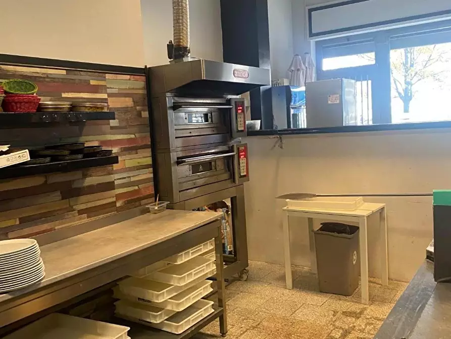 Immagine 8 di Bar / Ristorante in vendita  a Torino