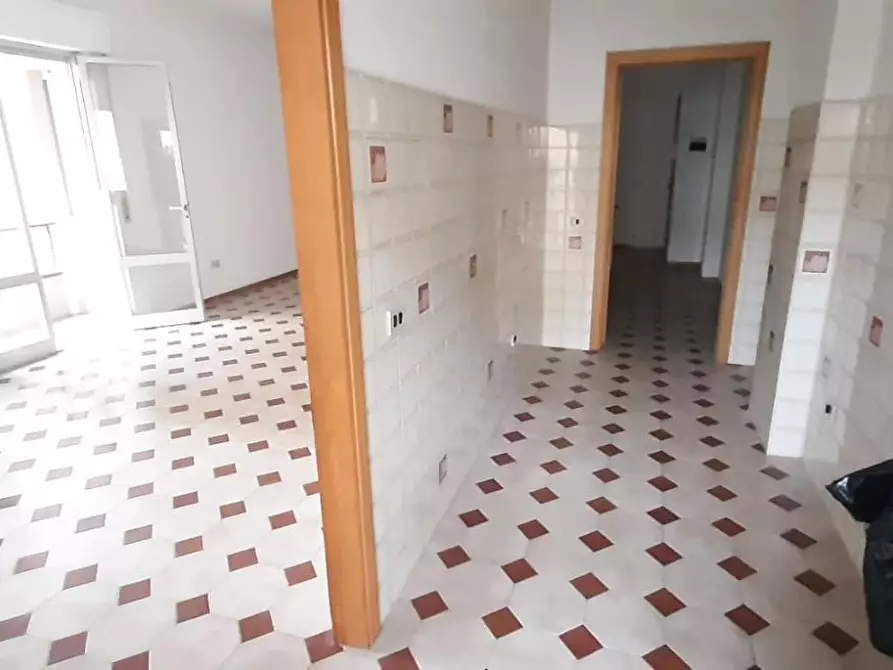 Immagine 3 di Appartamento in vendita  a Cecina