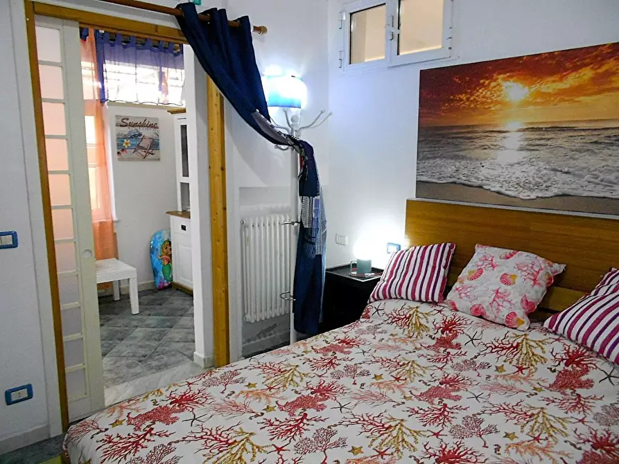 Immagine 30 di Appartamento in vendita  a Carrara