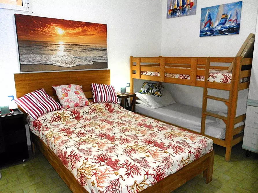 Immagine 29 di Appartamento in vendita  a Carrara