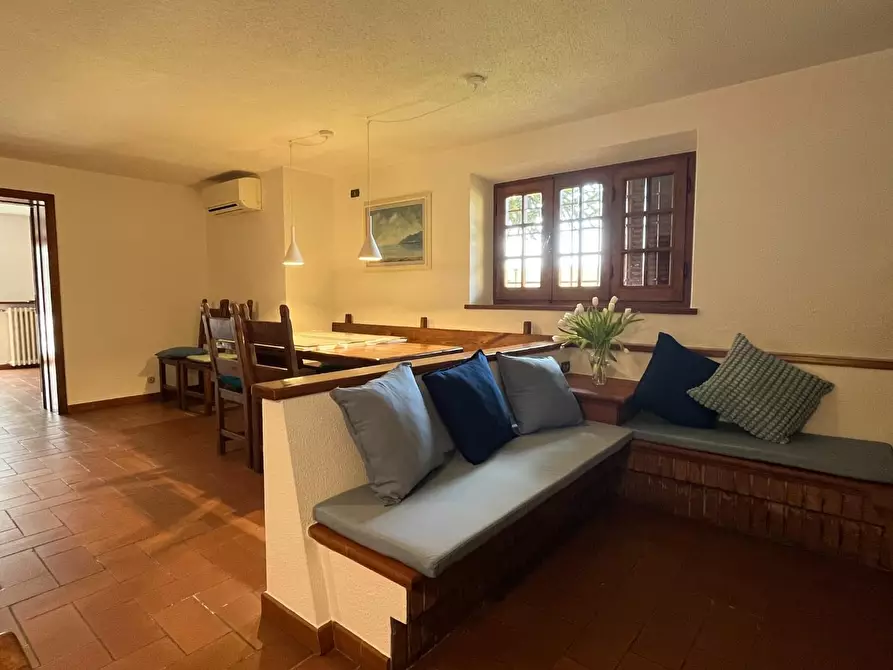Immagine 9 di Casa semindipendente in vendita  a Pietrasanta