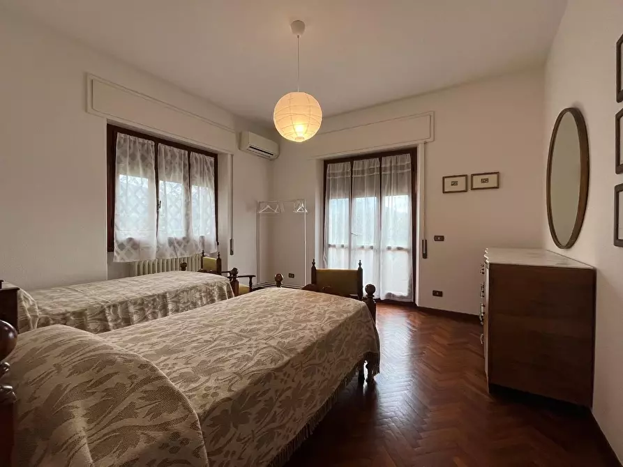 Immagine 13 di Casa semindipendente in vendita  a Pietrasanta