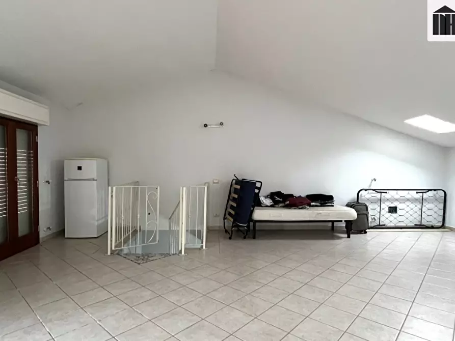 Immagine 14 di Appartamento in vendita  a Santa Croce Sull'arno