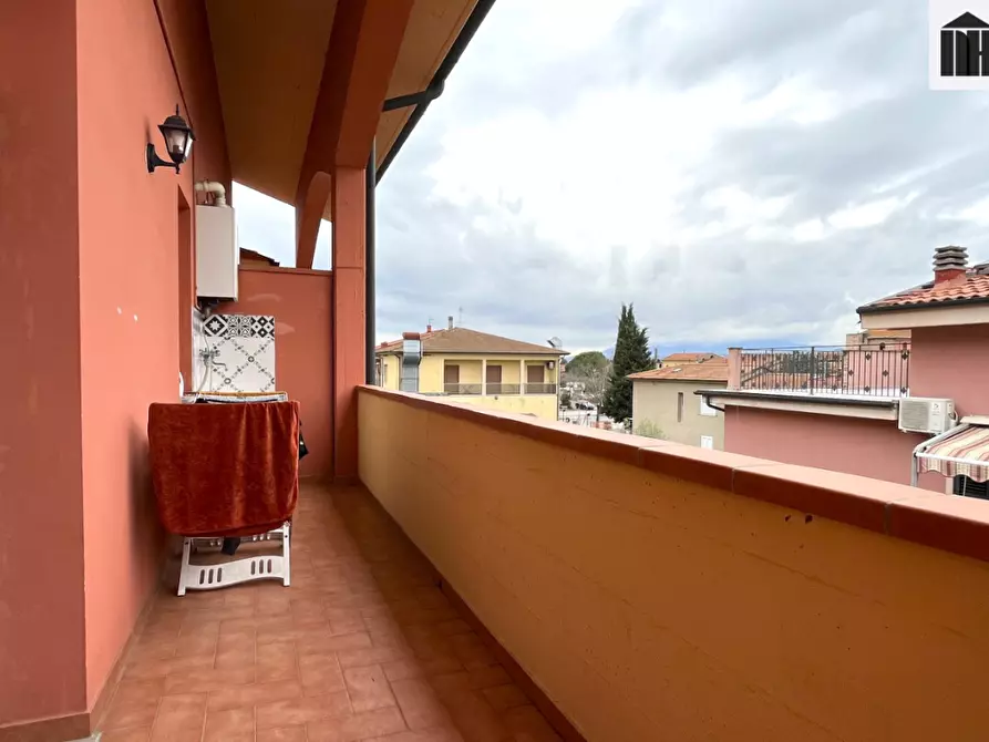 Immagine 5 di Appartamento in vendita  a Santa Croce Sull'arno