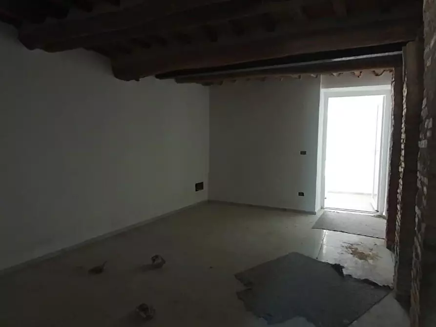 Immagine 13 di Terratetto in vendita  a Lucca