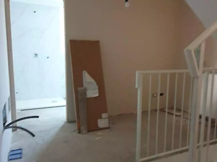 Immagine 30 di Terratetto in vendita  a Lucca