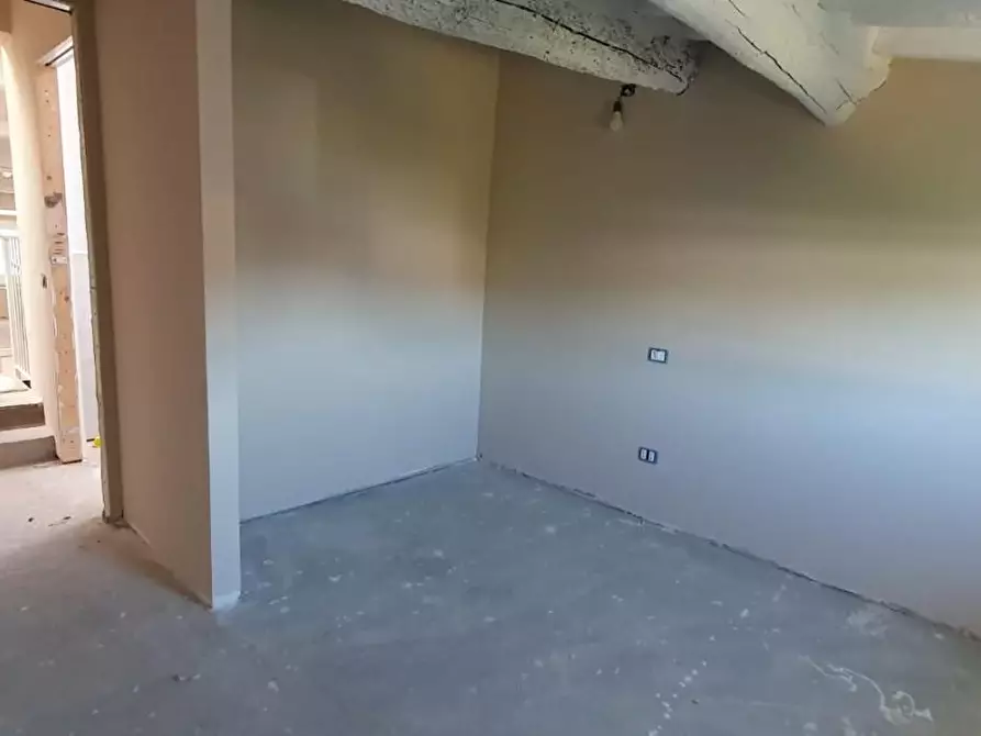 Immagine 18 di Terratetto in vendita  a Lucca