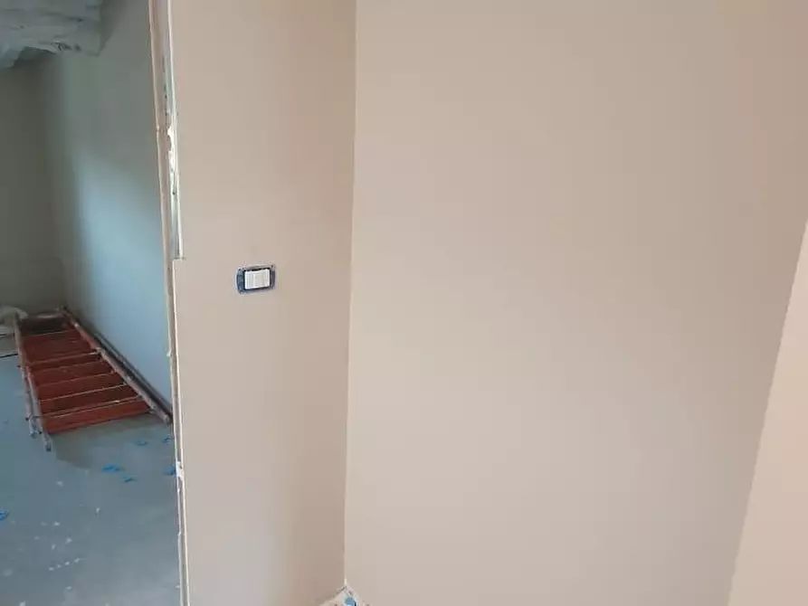 Immagine 25 di Terratetto in vendita  a Lucca