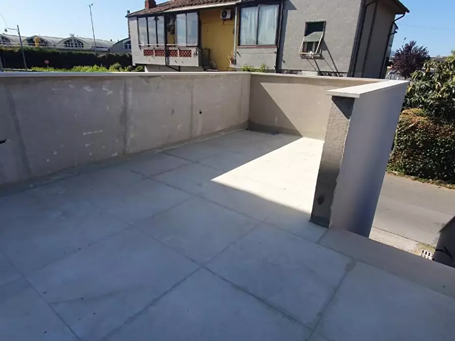 Immagine 44 di Terratetto in vendita  a Lucca