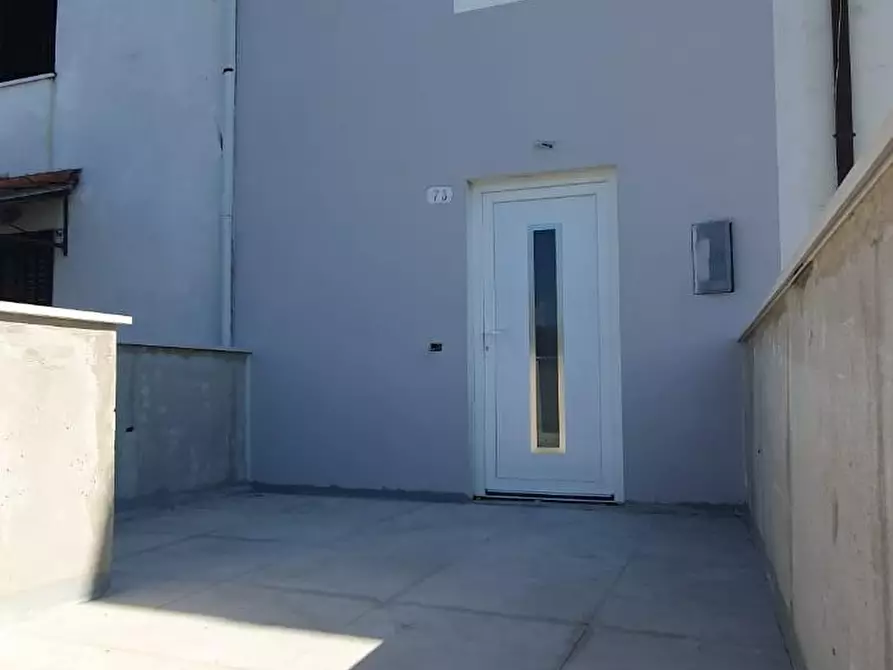 Immagine 43 di Terratetto in vendita  a Lucca