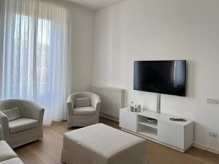 Immagine 4 di Appartamento in affitto  a Forte Dei Marmi