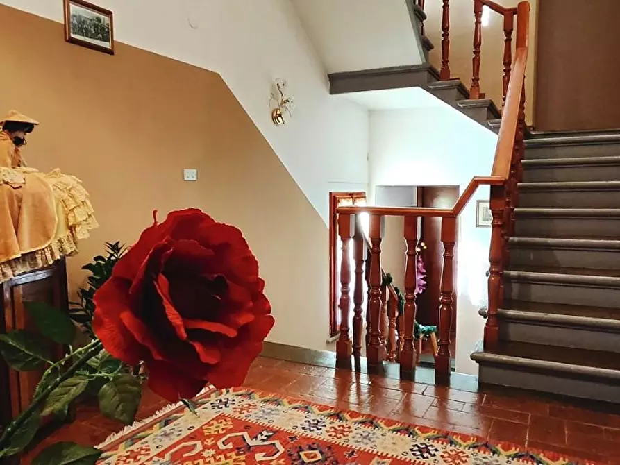 Immagine 2 di Casa indipendente in vendita  a Santa Croce Sull'arno
