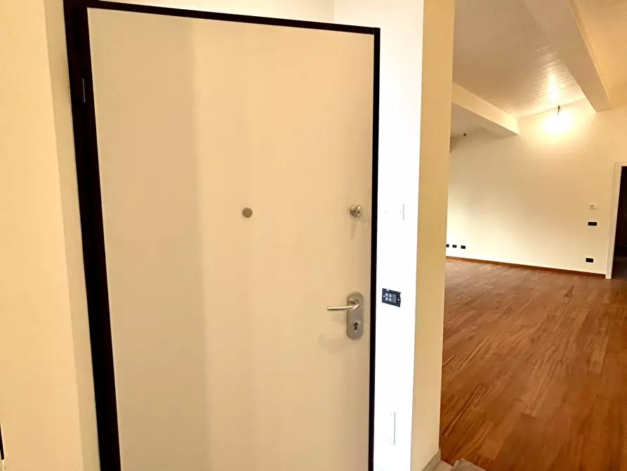 Immagine 2 di Villa in affitto  a Ponsacco