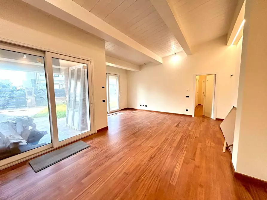 Immagine 14 di Villa in affitto  a Ponsacco