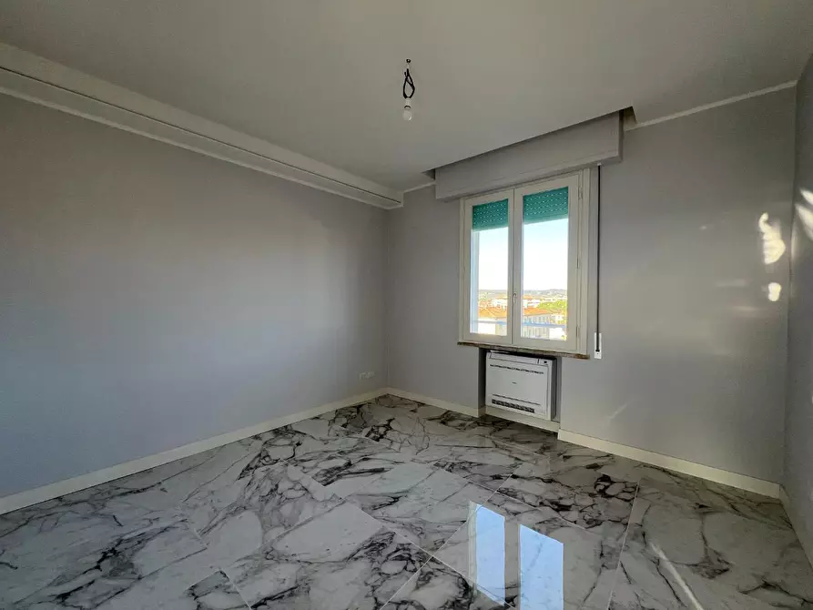 Immagine 16 di Mansarda in vendita  a Empoli