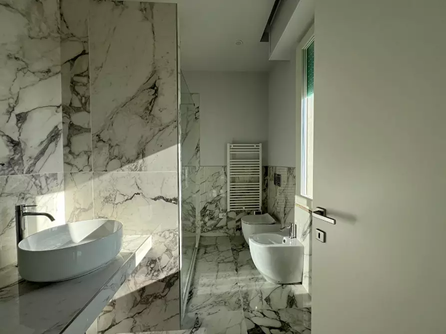 Immagine 11 di Mansarda in vendita  a Empoli