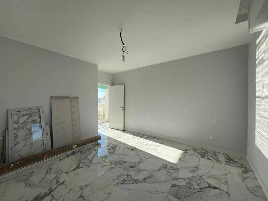 Immagine 10 di Mansarda in vendita  a Empoli