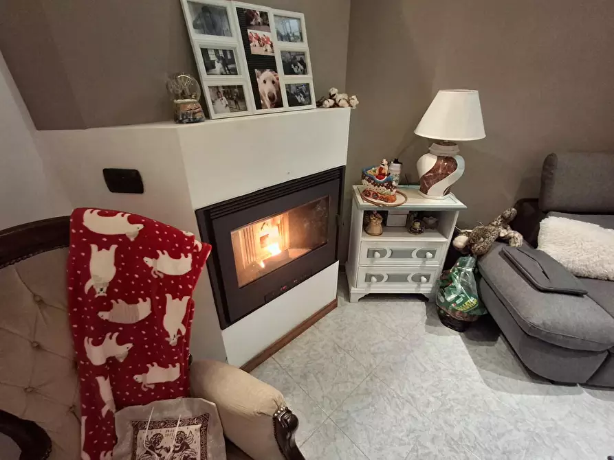 Immagine 8 di Appartamento in vendita  a Capraia E Limite