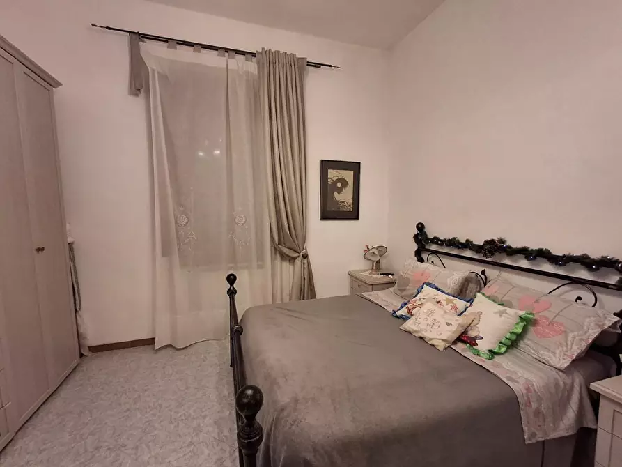 Immagine 12 di Appartamento in vendita  a Capraia E Limite